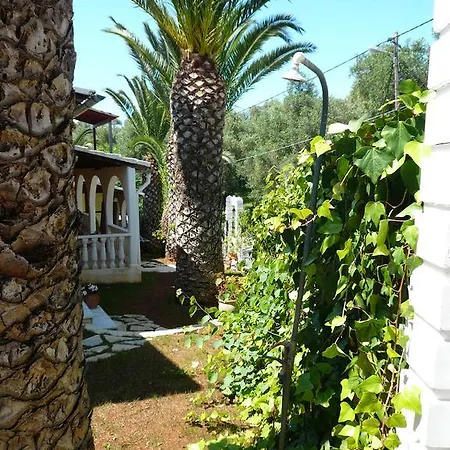 Athina דירה ארילס